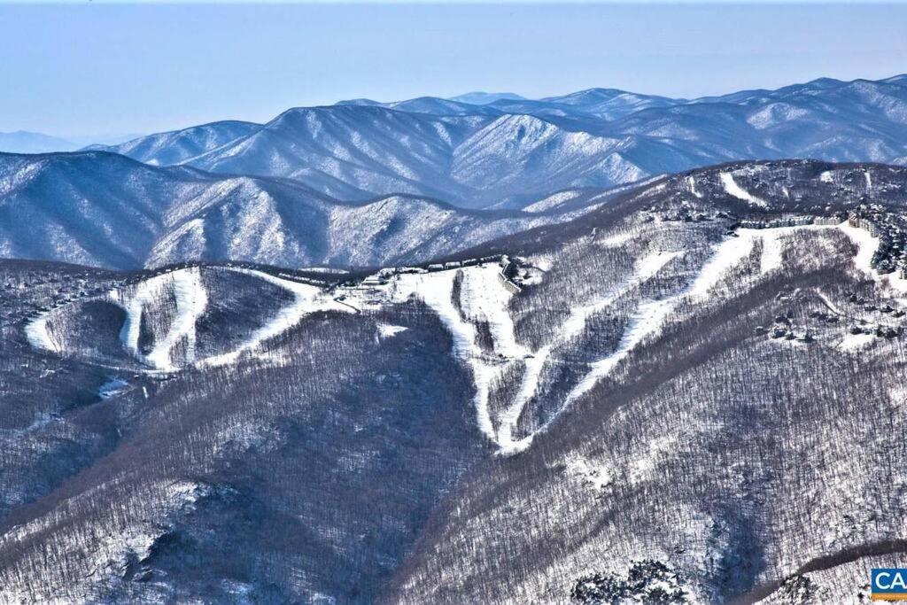 Bluebird Mountain Home Mount Torry Furnace Екстер'єр фото